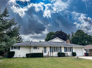 523 Barden St, Morrison, IL 61270