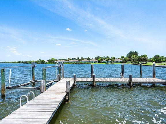 5th image of 1920 Cutlass Cove Dr