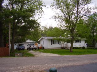 111 Hereford Dr, Payson, IL
