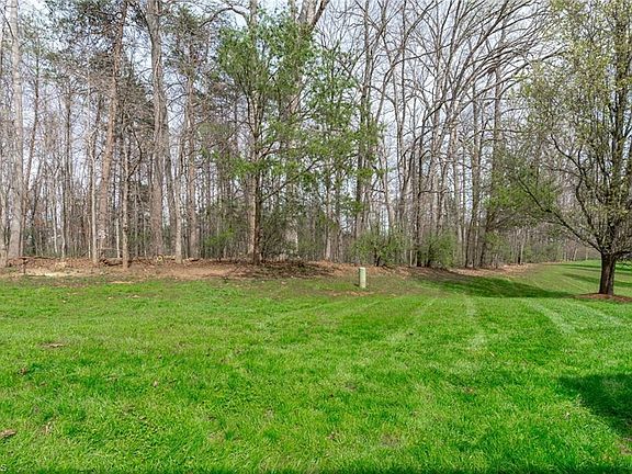 3rd image of 3937 Elizabeth Glen Way