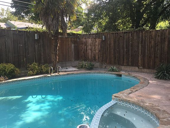 5th image of 2111 Saint Francis Ave