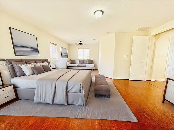 5th image of 7427 SW 189th St