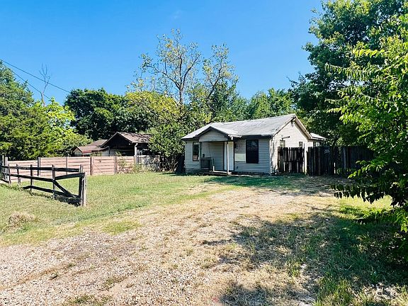 4th image of 8332 Midland Ln