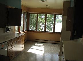 5th image of 1600 Lakeshore Dr