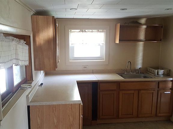 5th image of 20 Pearl St