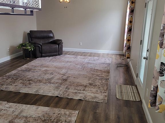 4th image of 4339 Seashell Ct
