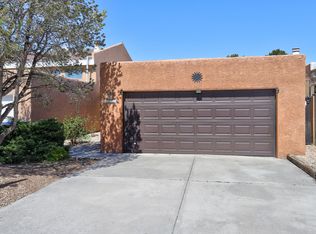 11115 Paris Ave NE, Albuquerque, NM 87111