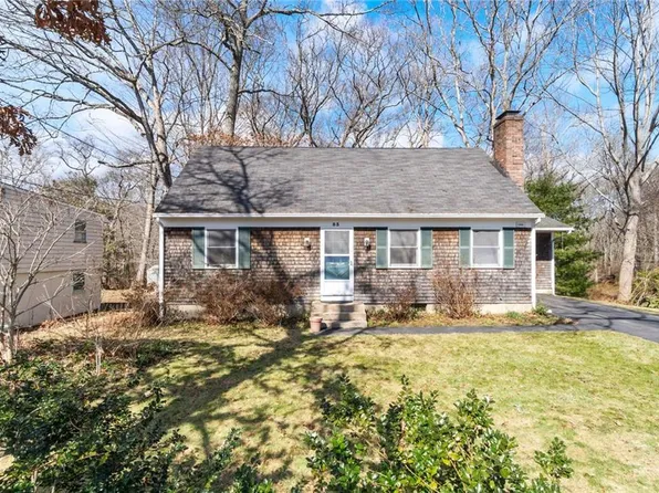 83 Greenwood Dr, South Kingstown, RI 02879