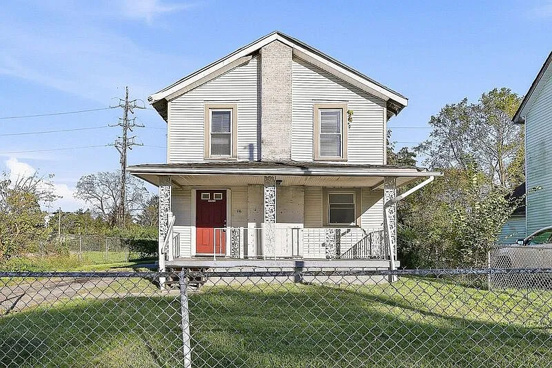116 Strand Ave