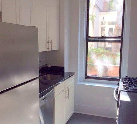 4th image of 66 Montague St APT 2