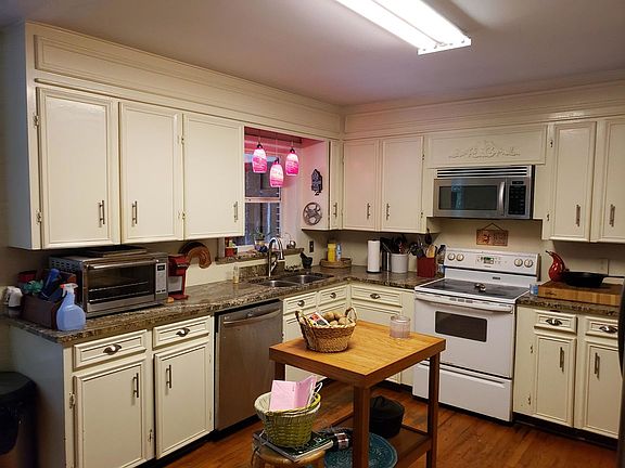 5th image of 963 Cliffwood Dr