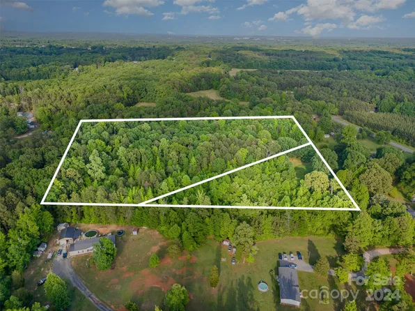 6720 Tuckaseegee Rd, Harrisburg, NC 28081