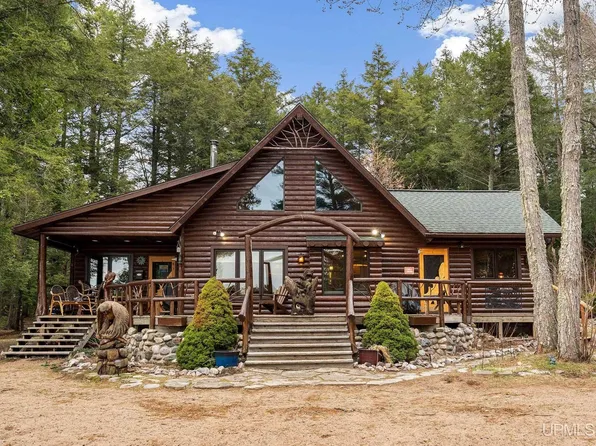 505 E Bass Woods Ln, Gwinn, MI 49841