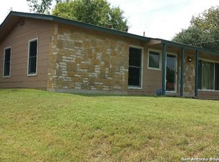 3022 Woodcliffe St, San Antonio, TX 78230