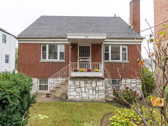 3rd image of 3975 Murdock Ave
