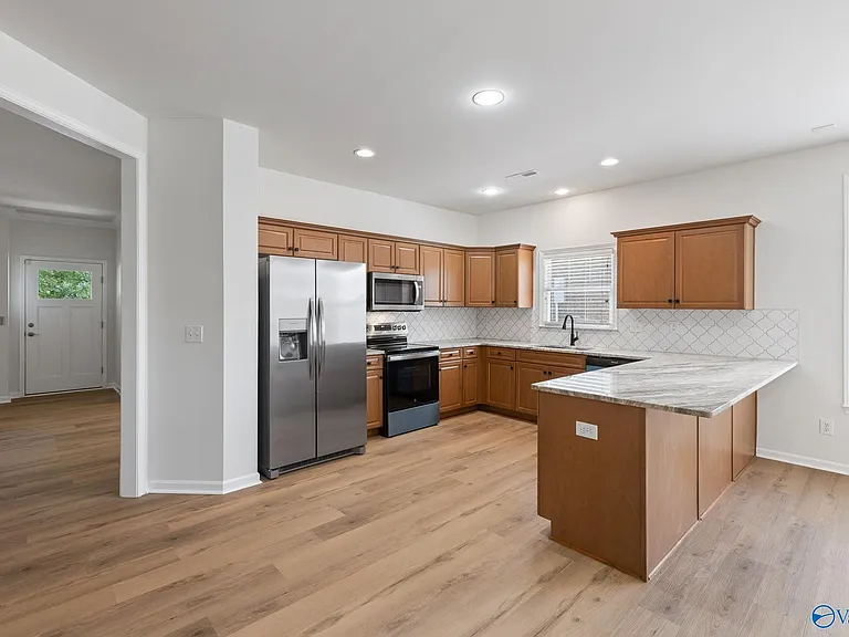 307 Acorn Grove Ln SW — Photo 10