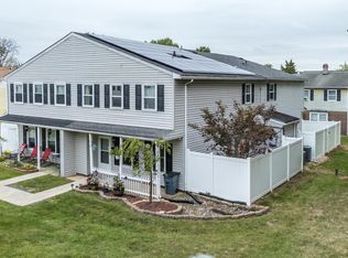 24 Reliance Ct, Telford, PA 18969