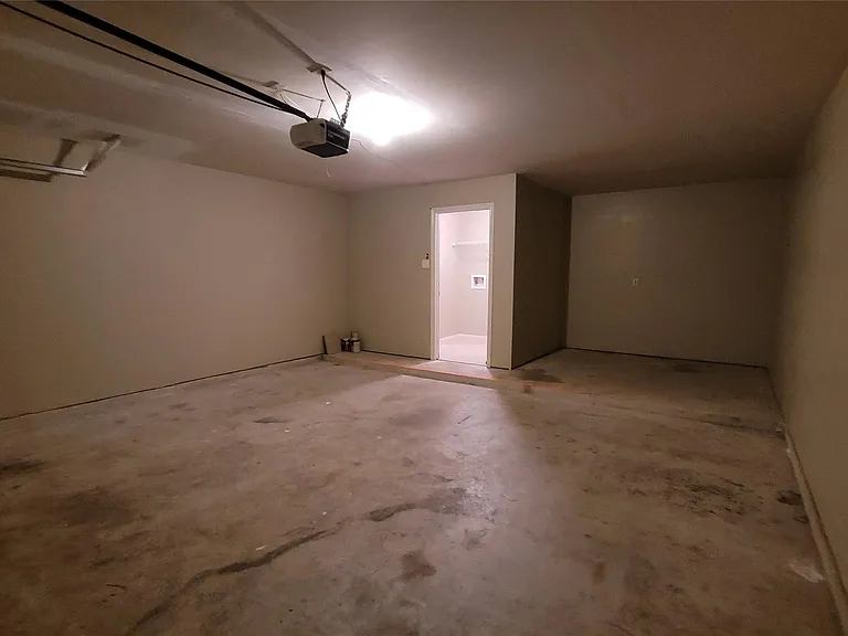 3825 Evergreen Way — Photo 30