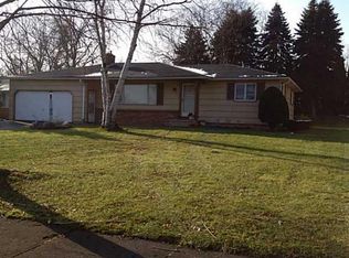 85 Winston Dr, Rochester, NY 14626