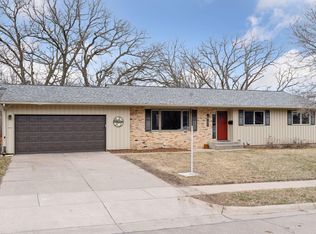 1837 Woodland Dr, Red Wing, MN 55066