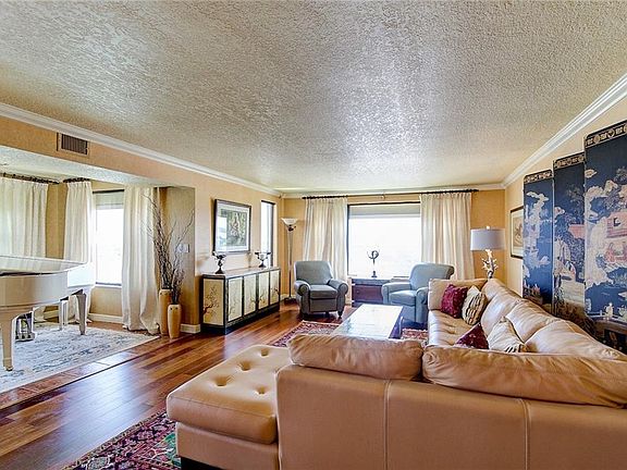 5th image of 750 Island Way APT 804
