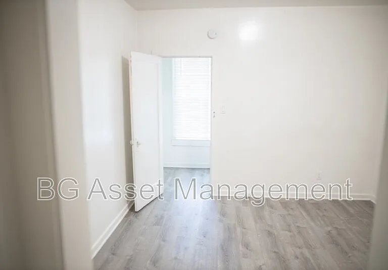 859 California Blvd #A — Photo 9