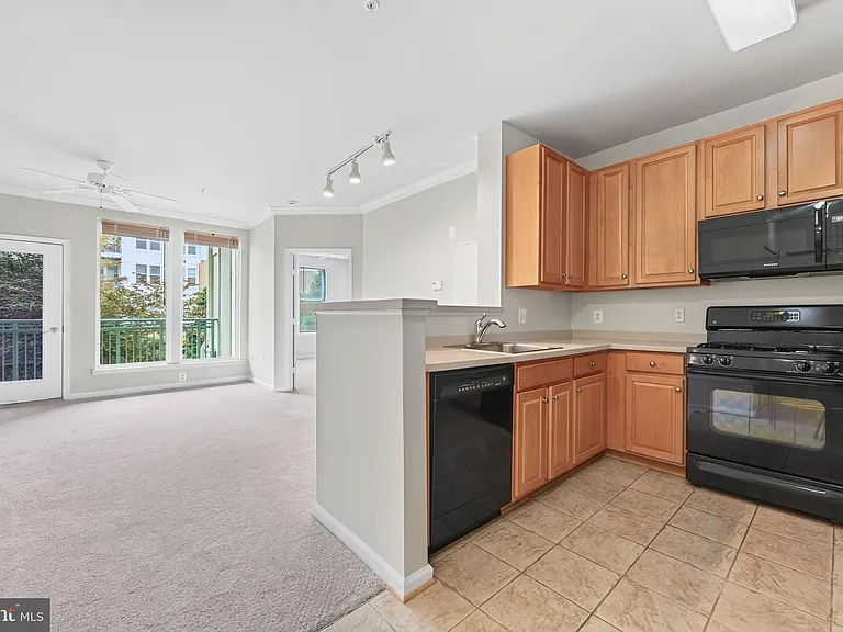 12001 Market St #277 — Photo 5
