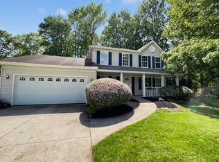 33542 Dickens Cir, North Ridgeville, OH 44039