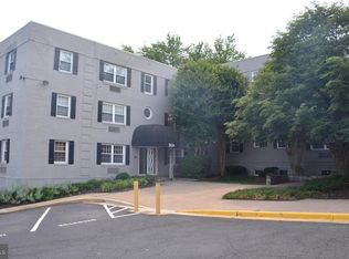 2026 N Vermont St #301, Arlington, VA 22207