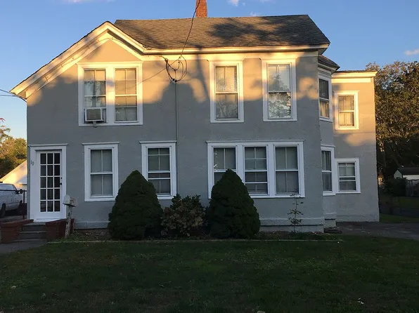 10 Dale Dr, Oakdale, NY 11769