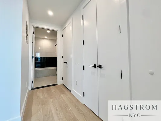 Rented by Hagstrom Management Inc | media 27