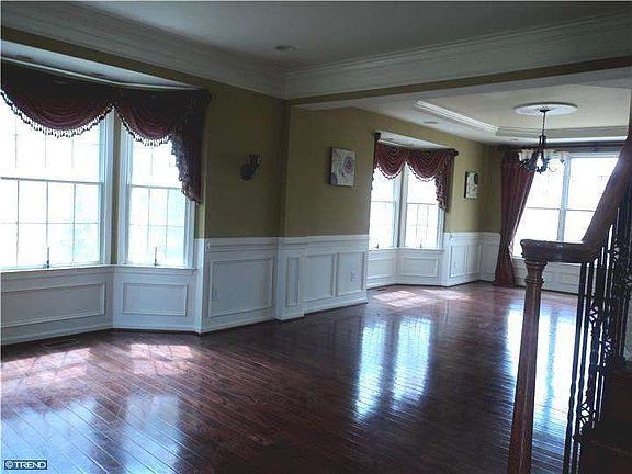 5th image of 212 Audubon Dr