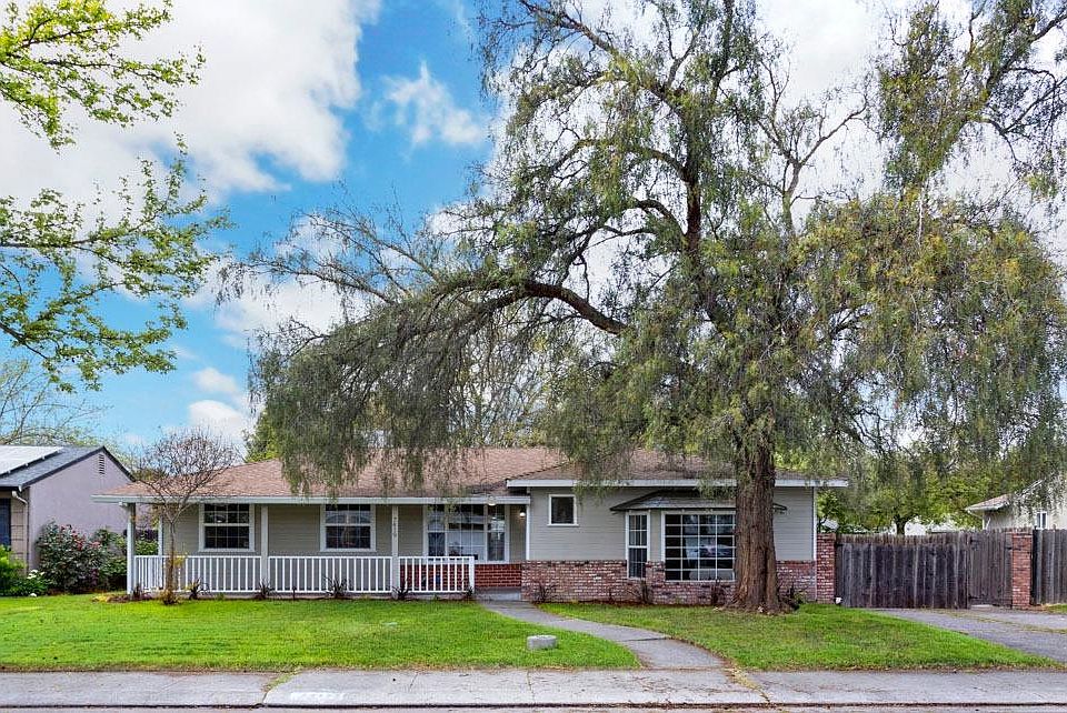 1st image of 7419 Camellia Ln