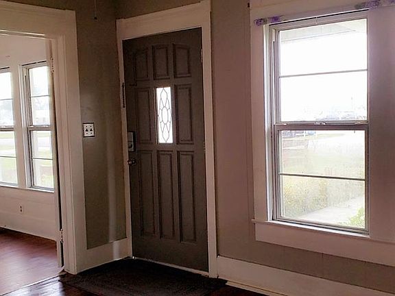 4th image of 2603 Avenue A
