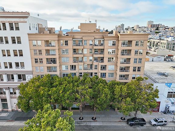 2nd image of 1650 Jackson St APT 806