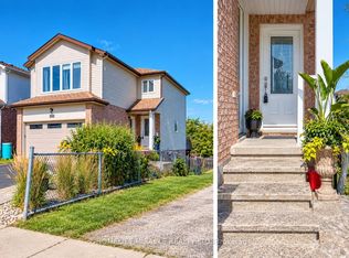 352 Bankside Dr, Kitchener, ON N2N 3K1