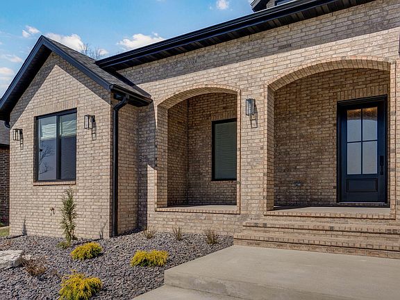 4th image of 5435 E Wild Horse Drive