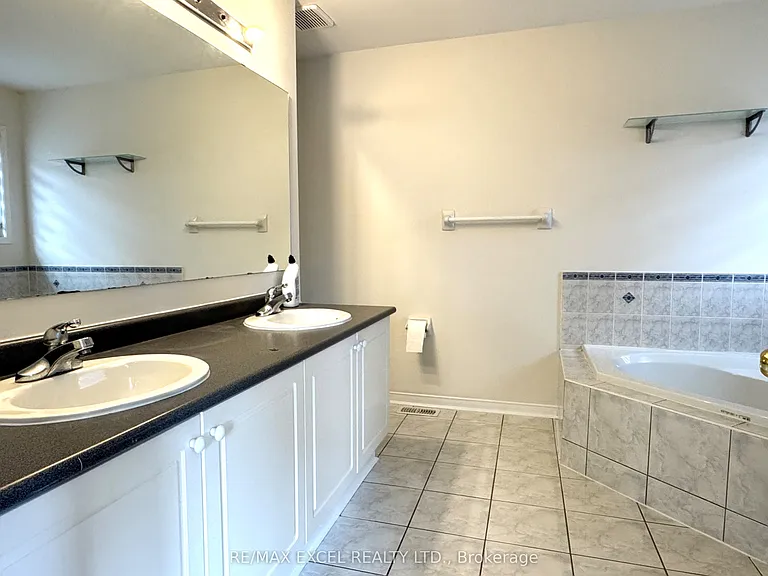 13 Brooksmill Ln — Photo 15