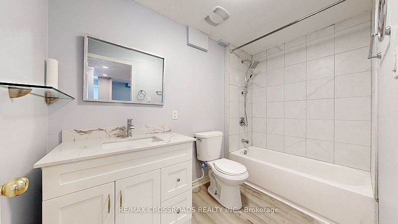 Ajax House for rent - 2 Bedrooms — photo 12