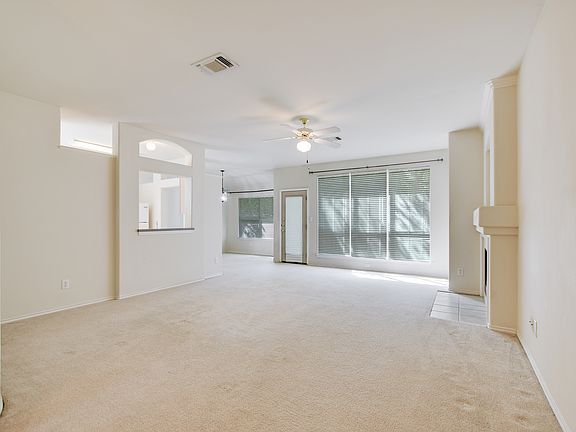 3rd image of 1108 Berry Creek Dr