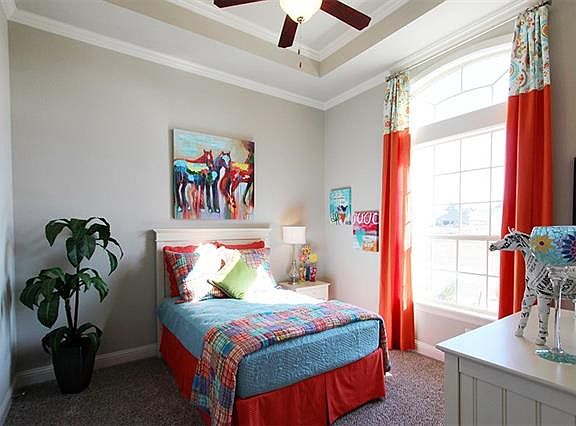 2nd image of 8709 Shadywood Ln