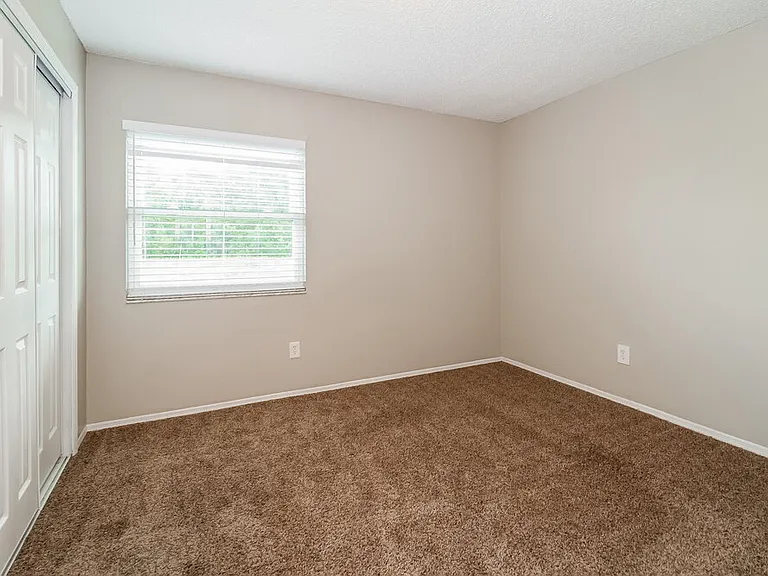 825 Virginia Woods Ln — Photo 13