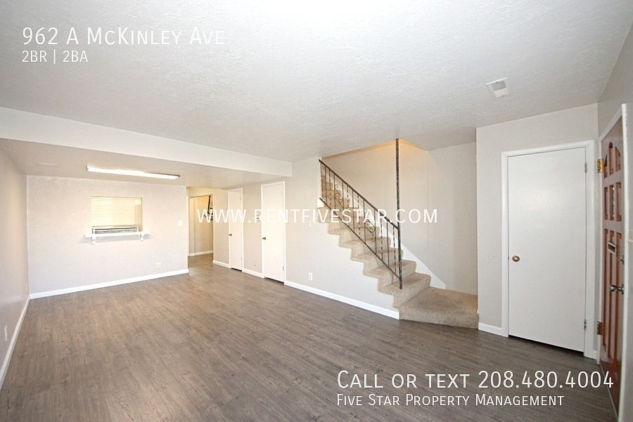 1st image of 962A McKinley Ave