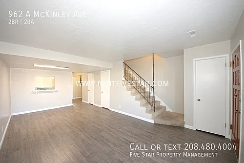962A McKinley Ave Photo 1