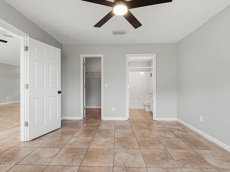 8416 N Lagoon Dr — Photo 11