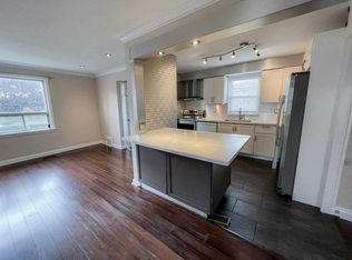 220 Ellington Dr, Toronto, ON M1R 3Y4