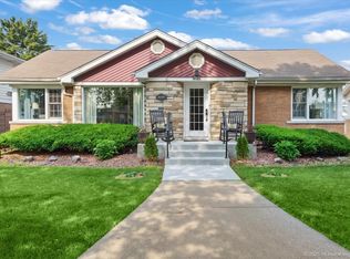 9122 S Avers Ave, Evergreen Park, IL 60805
