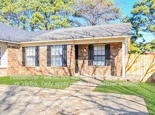 3120 Edenshire Ln, Horn Lake, MS 38637