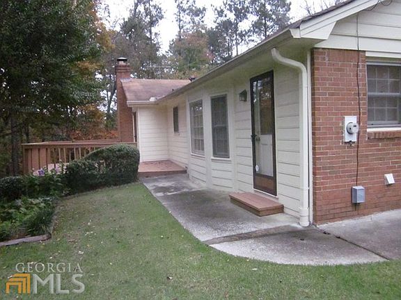 3rd image of 2851 Brackenwood Dr
