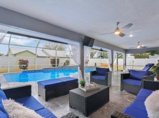 2062 SE Crowberry Dr, Port Saint Lucie, FL 34983